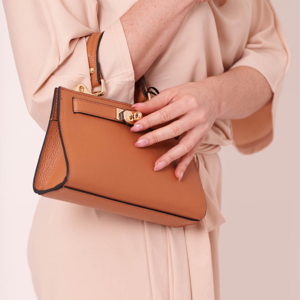 shooting prêt-à-porter en studio pour une collection mode féminine